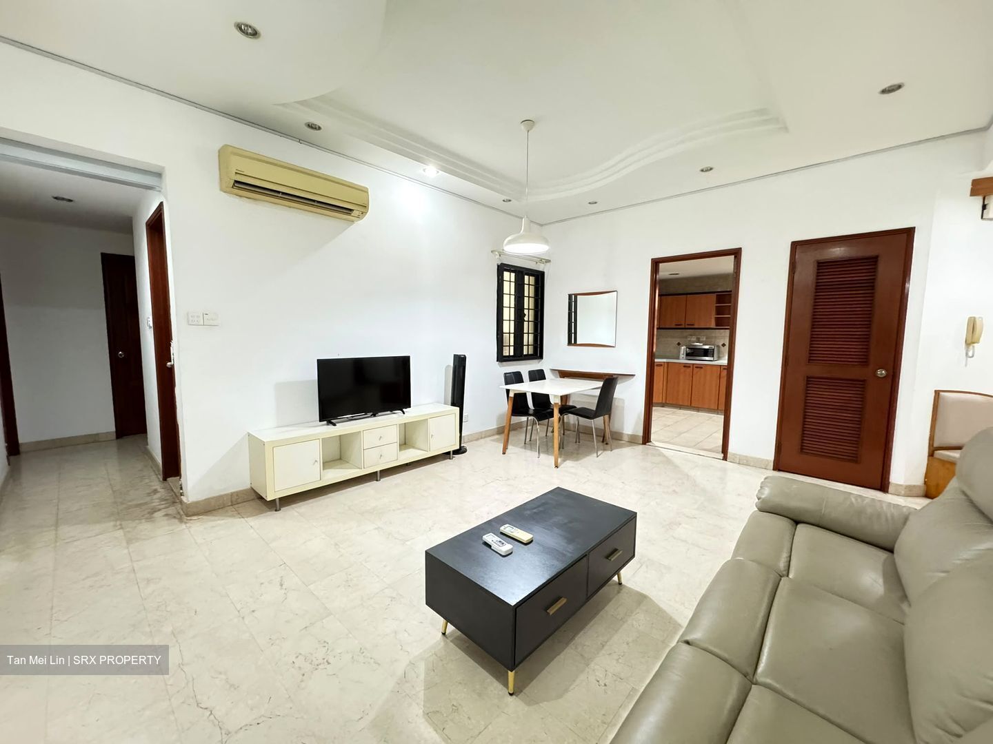 Simsville (D14), Condominium #637914171